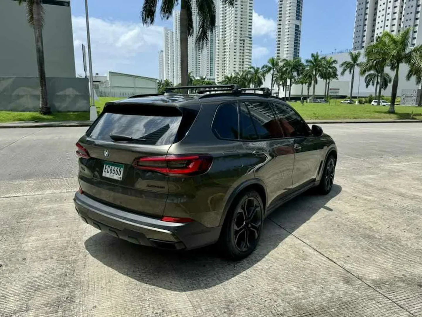 Preview imagenes del auto